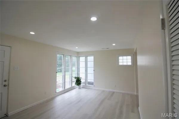 $138,500 | 1365 St Jean Street, Florissant, MO 63031