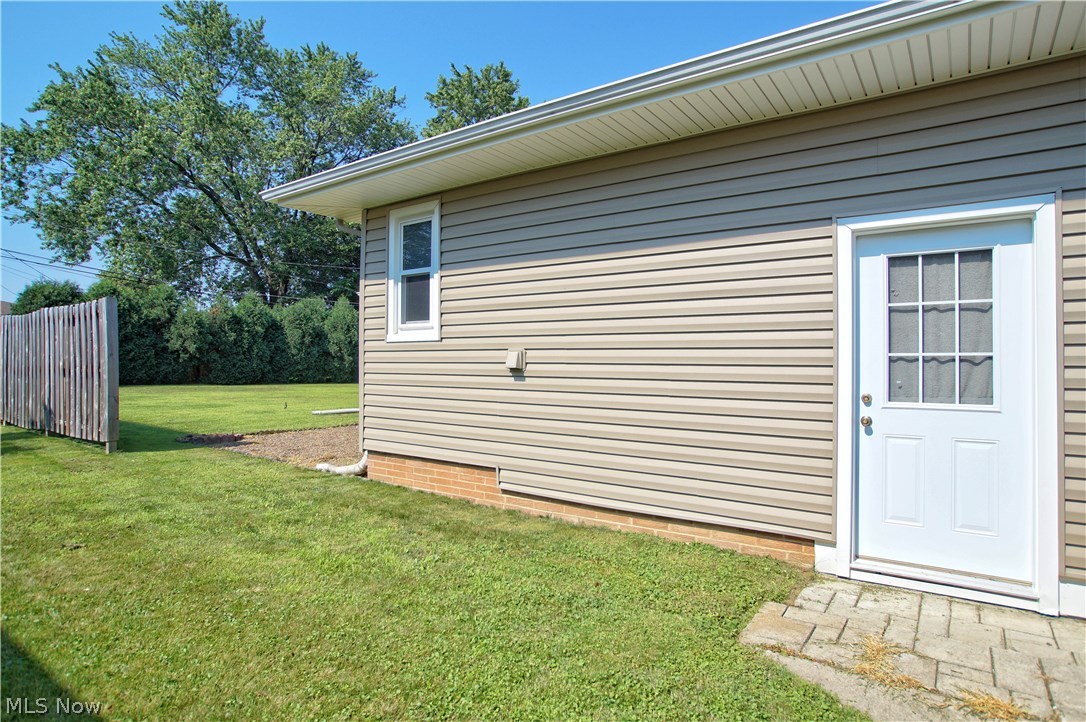 8601 Royal Ridge Drive Parma, OH 44129 - Photo 30 of 33