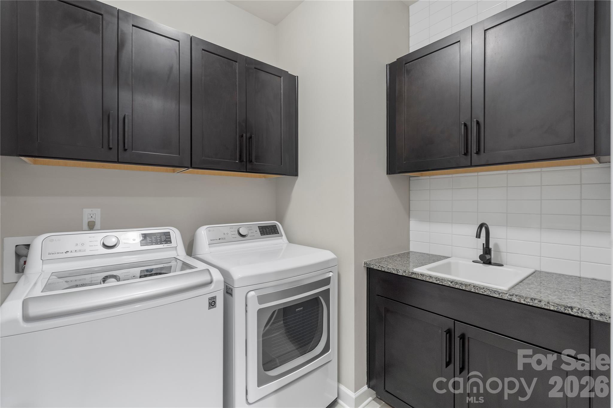 445 Sandbar Point Clover, SC 29710 - Photo 31 of 48 a utility room with dryer and washer
