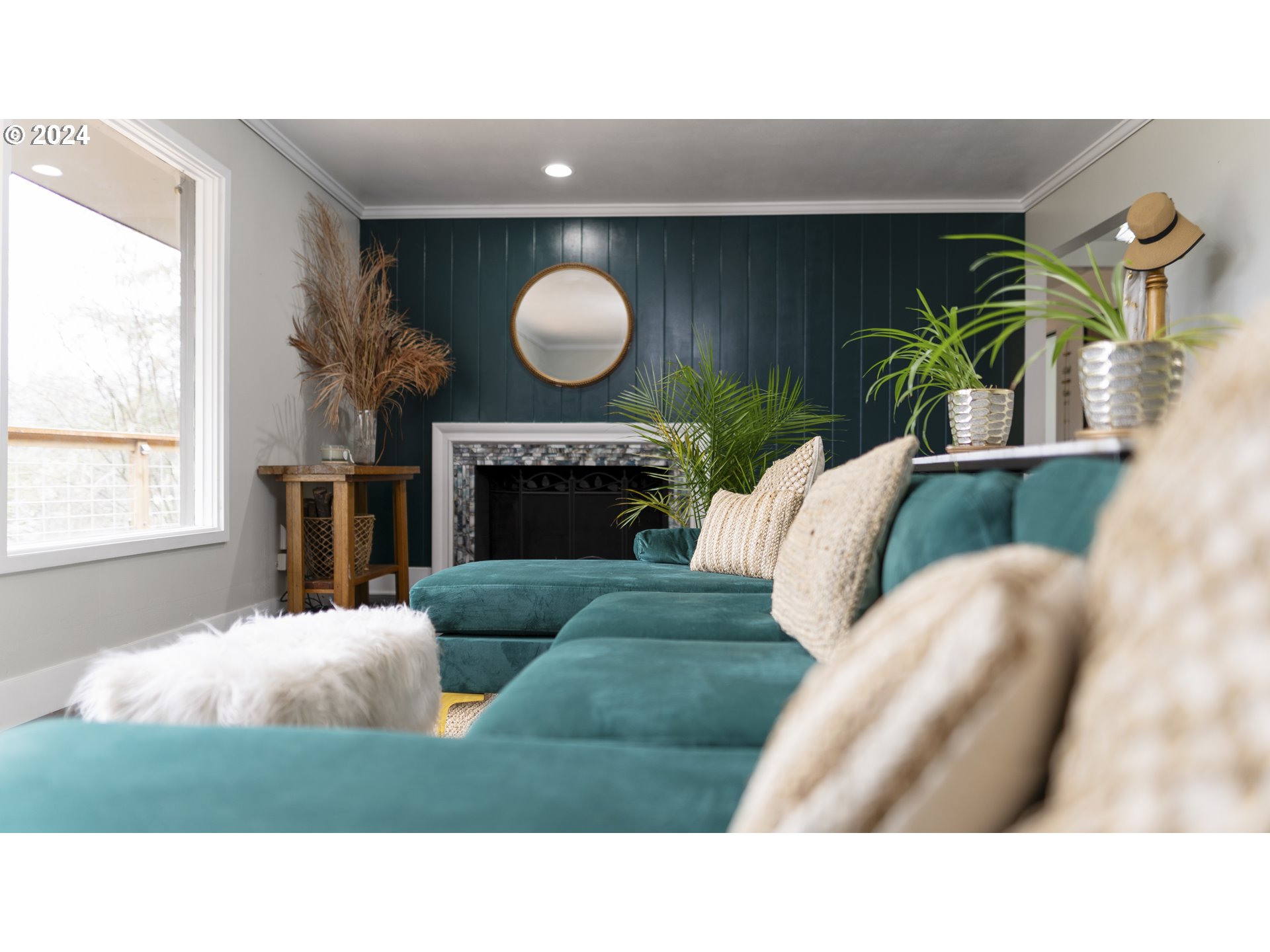 1160 North 10th Street Coos Bay, OR 97420 - Photo 18 of 42 a living room with furniture and a fireplace