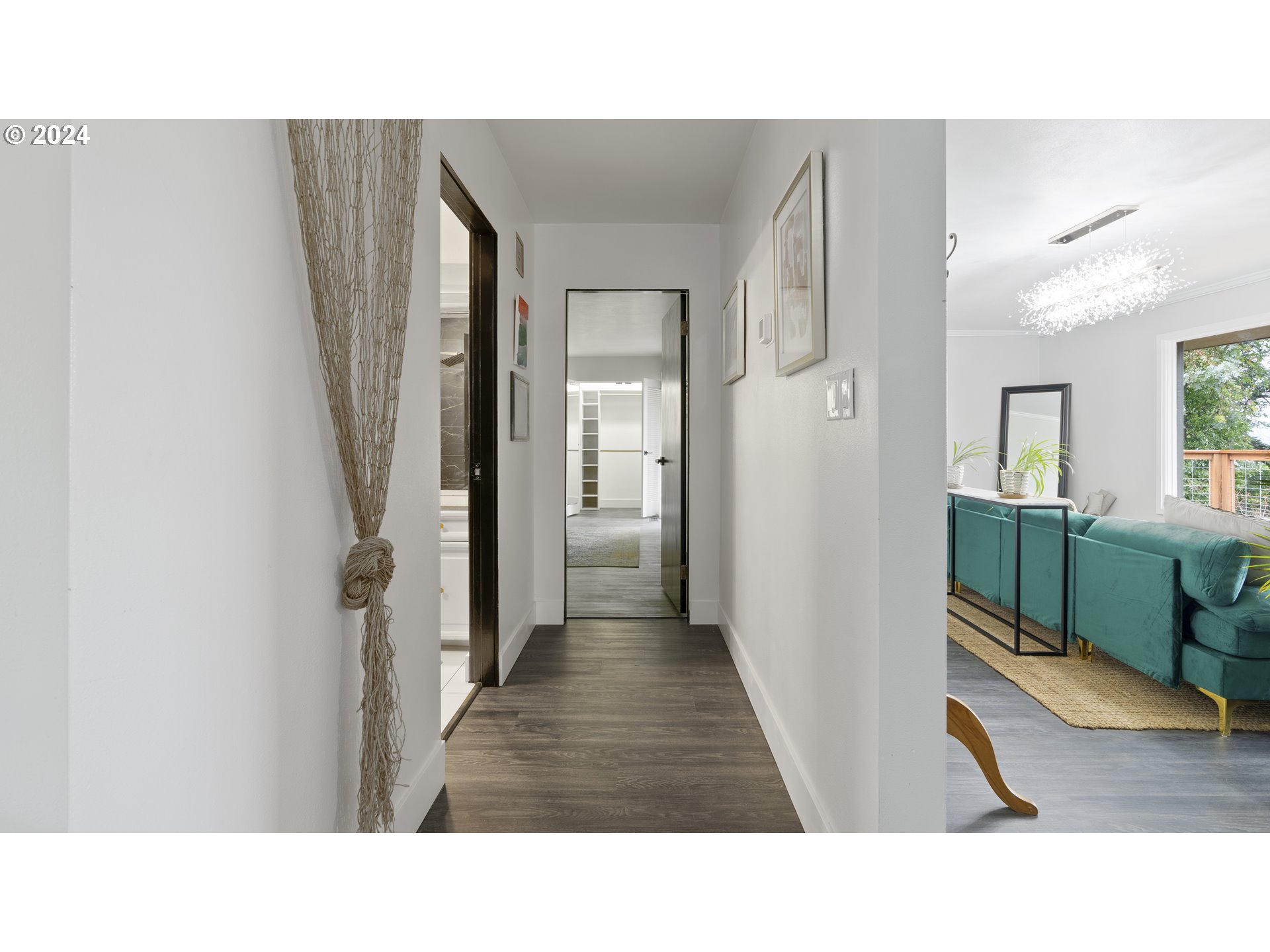 1160 North 10th Street Coos Bay, OR 97420 - Photo 30 of 42 a bathroom with a sink a mirror and a shower