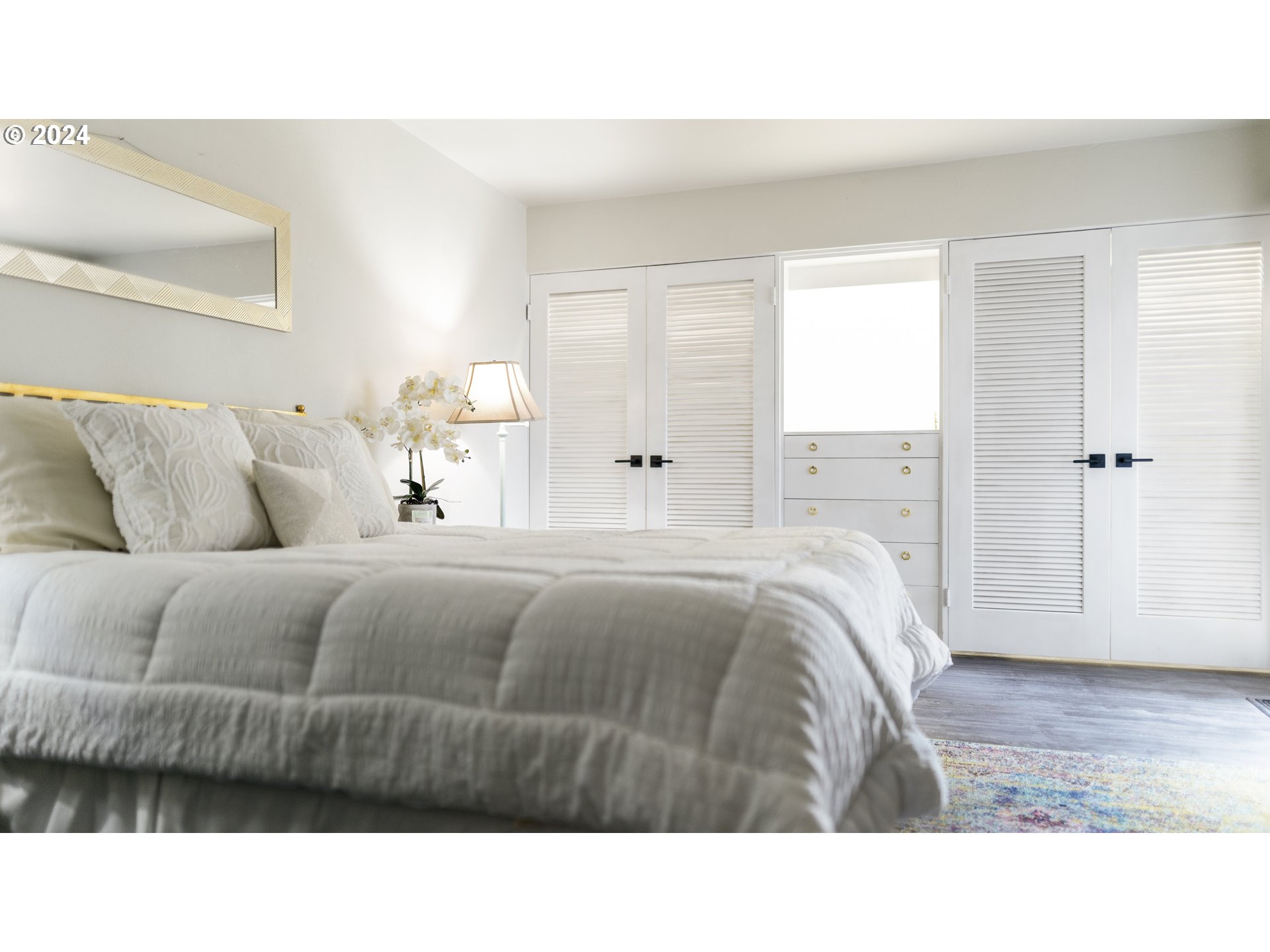 1160 North 10th Street Coos Bay, OR 97420 - Photo 37 of 42 a bedroom with a bed and a window