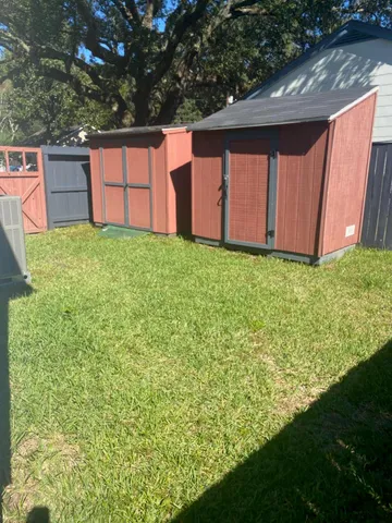 $1,600 | 1923 1st Drive, Charleston, SC 29407