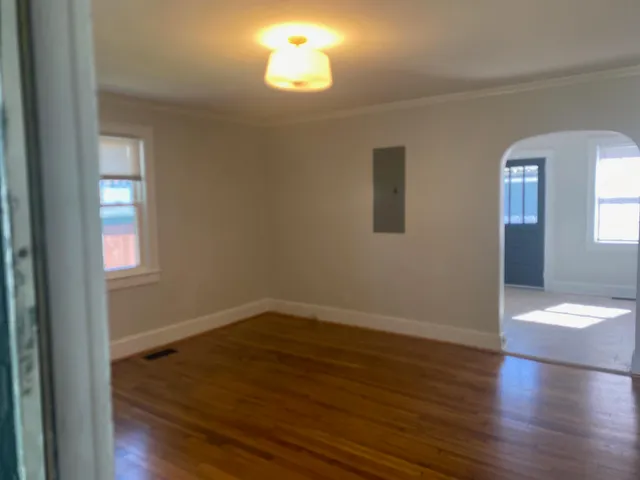 $1,600 | 1923 1st Drive, Charleston, SC 29407