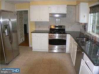 407 Williams Road Wynnewood, PA 19096 - Photo 6 of 12 Gallery Image 6