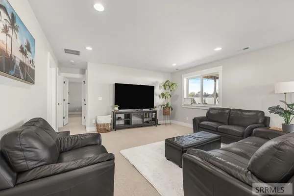 $775,000 | 970 Pine Brook Lane, Rexburg, ID 83440