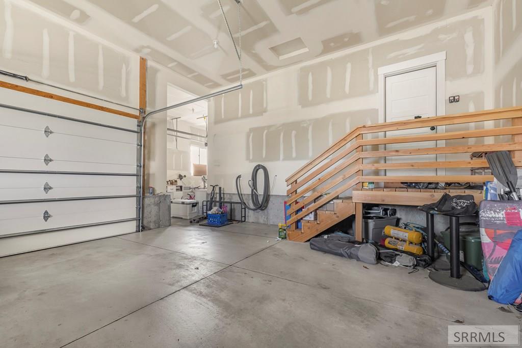 970 Pine Brook Lane Rexburg, ID 83440 - Photo 34 of 39 Garage