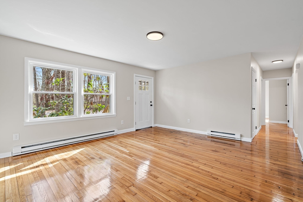 53 Little Turnpike Road Shirley, MA 01464 - Photo 9 of 32
