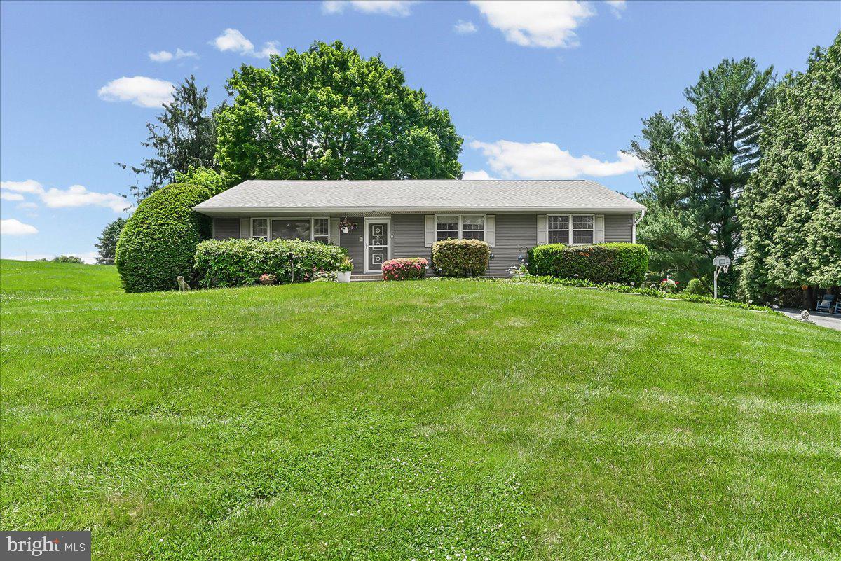 207 West Woodview Road West Grove, PA 19390 - Photo 1 of 34 Welcome home