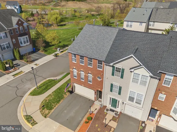 $734,995 | 25409 Lisa Terrace, Aldie, VA 20105