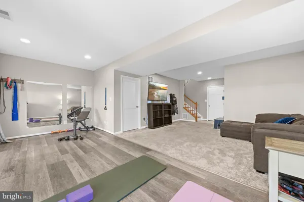 $734,995 | 25409 Lisa Terrace, Aldie, VA 20105