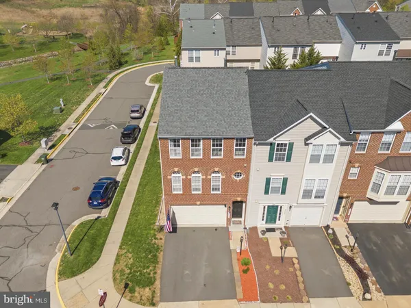$734,995 | 25409 Lisa Terrace, Aldie, VA 20105