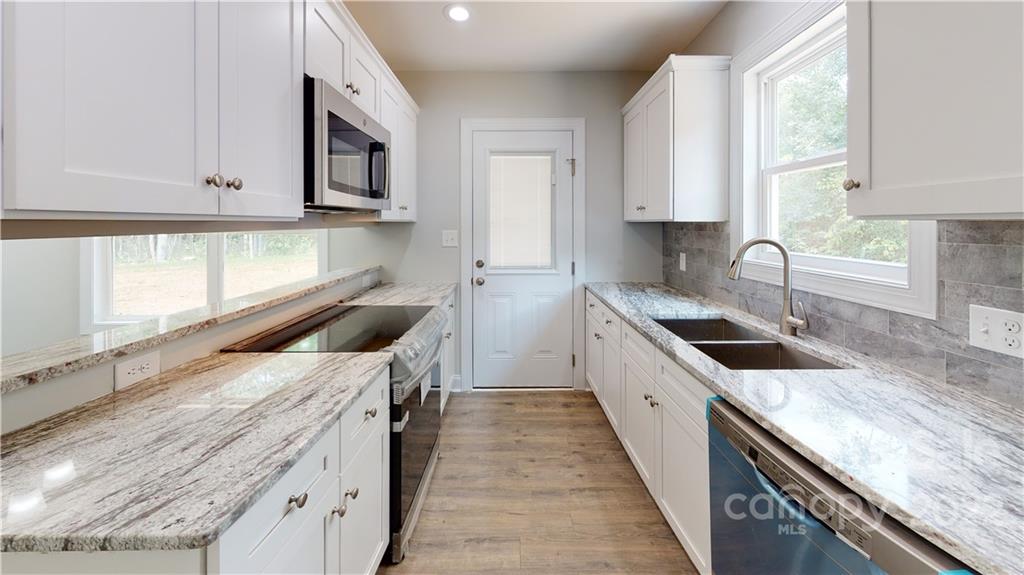 563 State Road 190 Chester, SC 29706 - Photo 3 of 18 Gallery Image 3