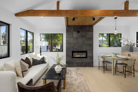 $4,250,000 | 434 Bonair Street, La Jolla, CA 92037