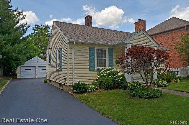 363 Highland Avenue Rochester, MI 48307 - Photo 1 of 21 Move in Ready!