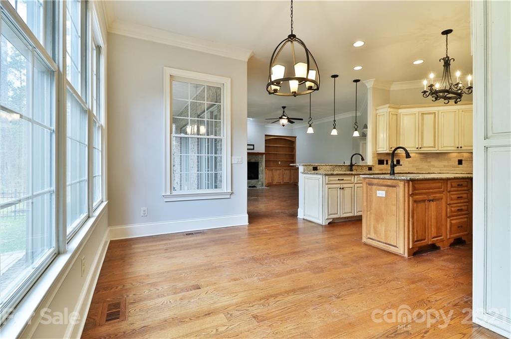 4232 River Oaks Road Clover, SC 29710 - Photo 11 of 46