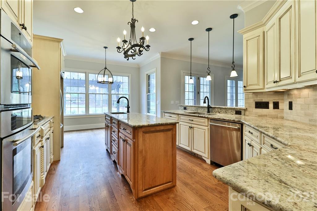 4232 River Oaks Road Clover, SC 29710 - Photo 8 of 46