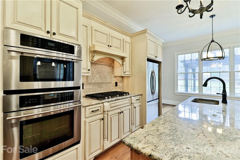 4232 River Oaks Road Clover, SC 29710 - Photo 9 of 46