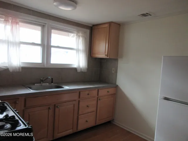 $1,800 | 319 13th Avenue, Unit C BACK HOUSE, Belmar, NJ 07719