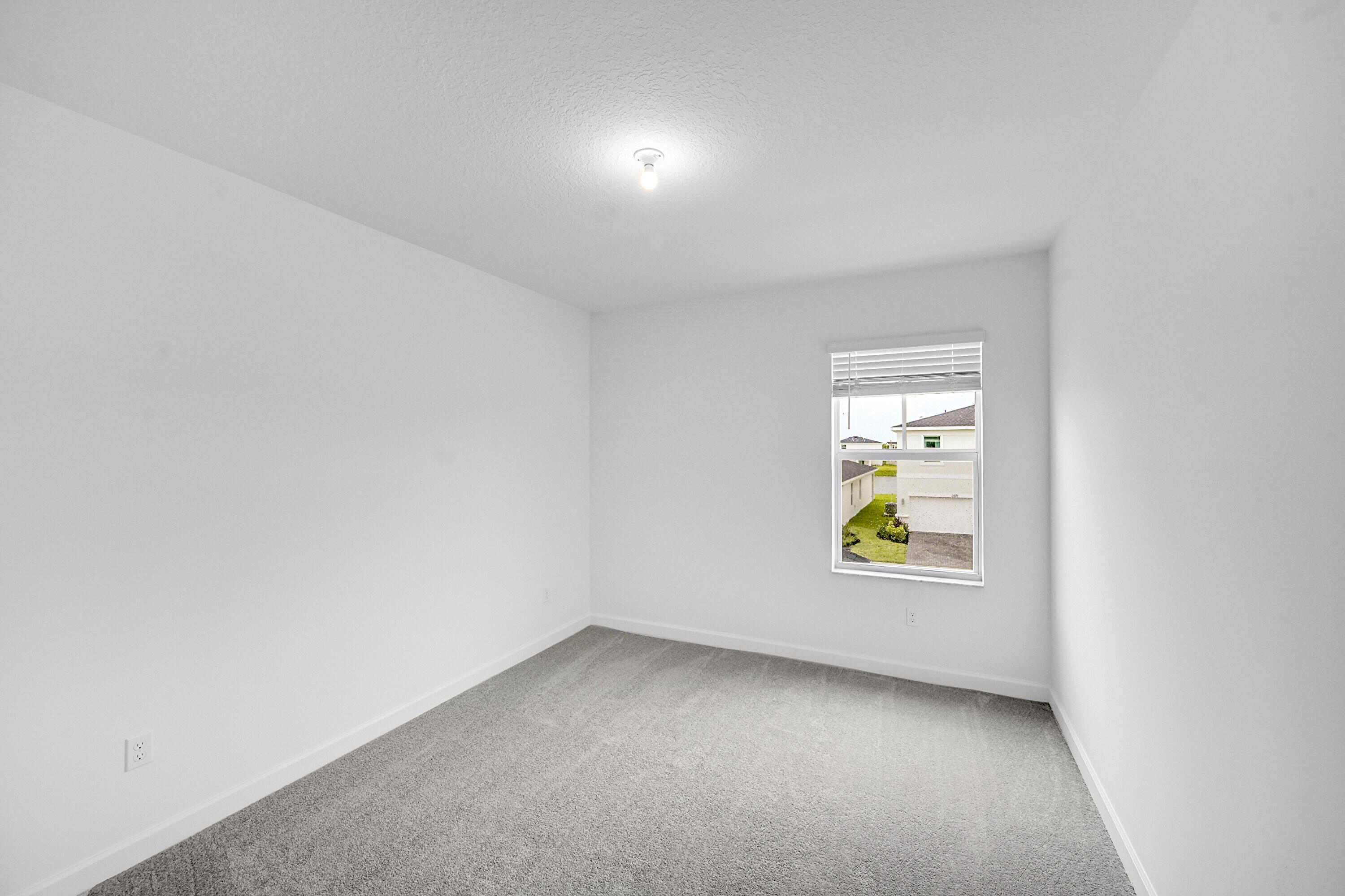 3514 Angler Drive Fort Pierce, FL 34946 - Photo 26 of 32 an empty room with window