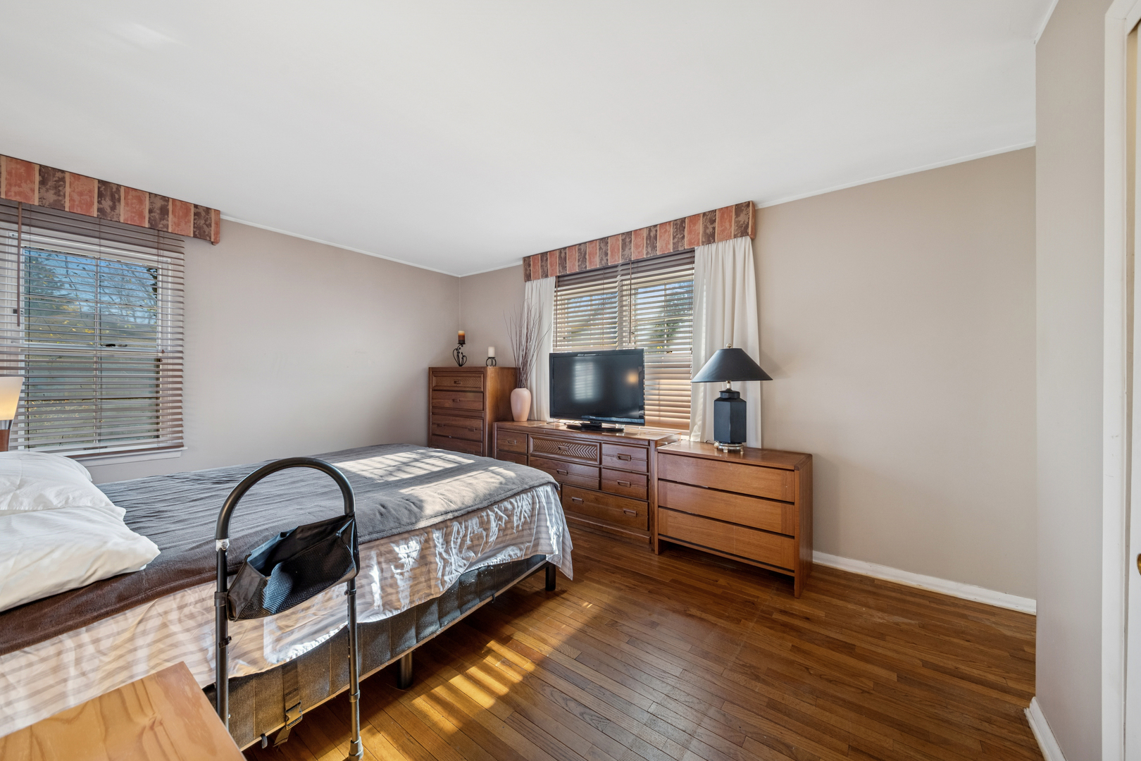 532 Shabbona Trail Batavia, IL 60510 - Photo 14 of 19 a bedroom with bed and a window
