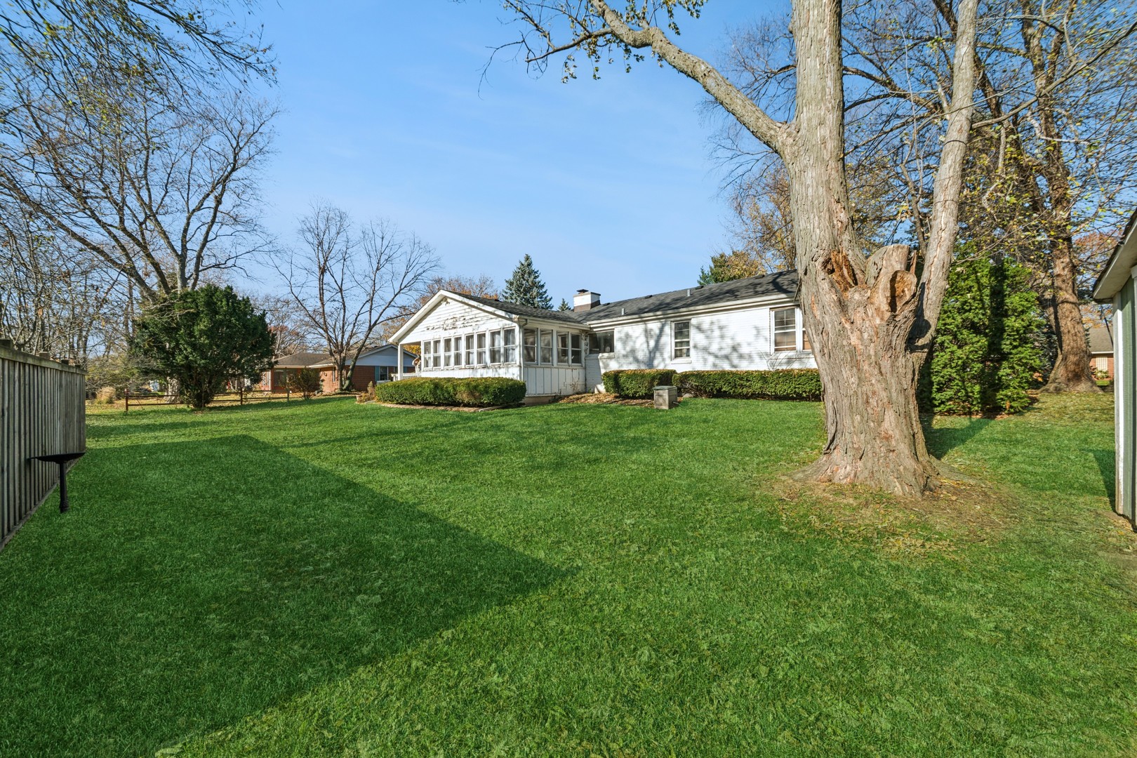 532 Shabbona Trail Batavia, IL 60510 - Photo 18 of 19 a house view with garden space