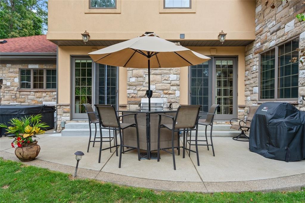 503 Kyle Court Gibsonia, PA 15044 - Photo 8 of 39