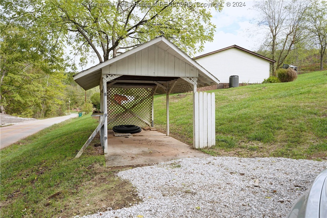 914 Dairy Road Poca, WV 25159 - Photo 30 of 42 Gallery Image 30