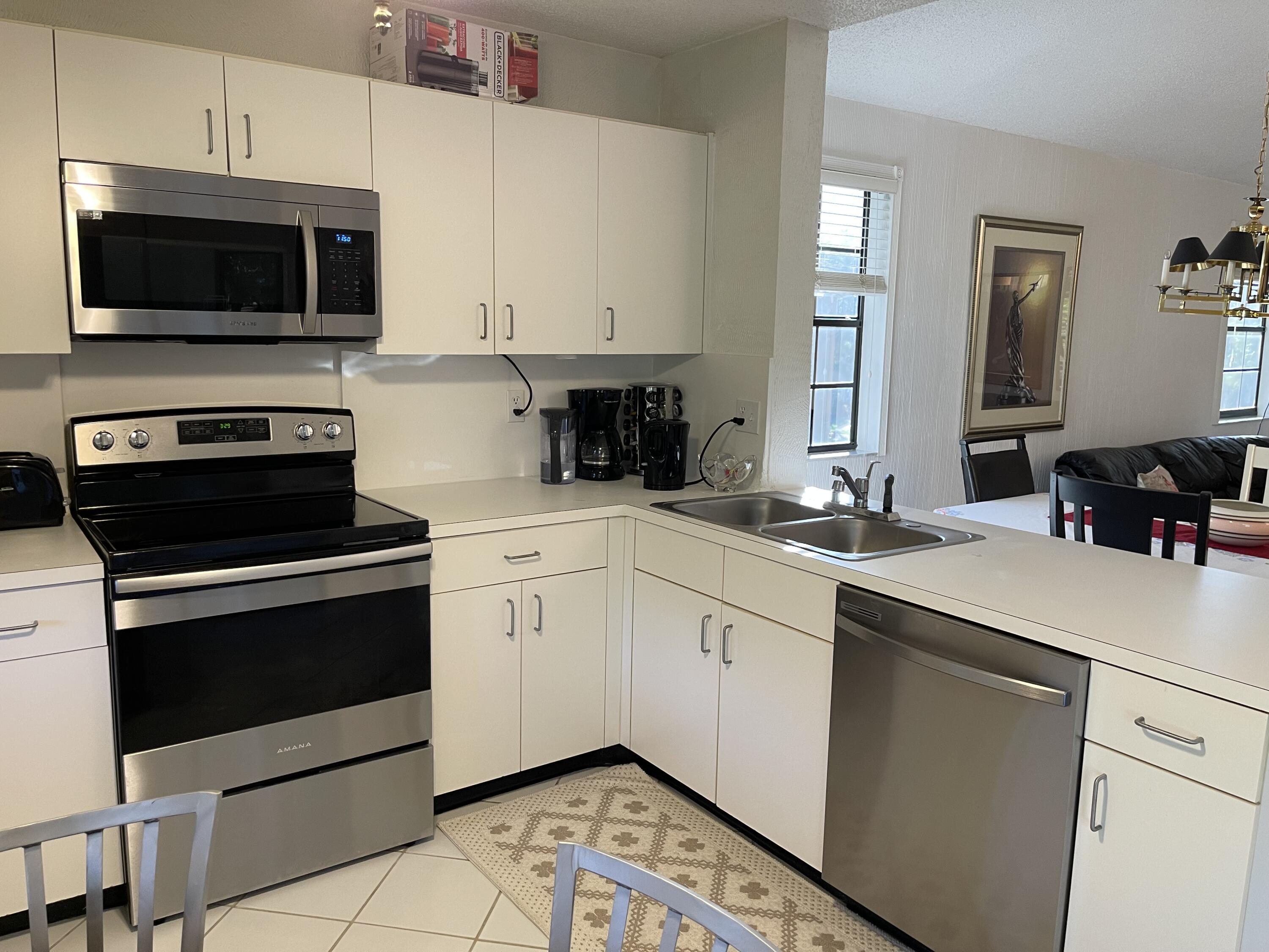 6650 Montego Bay Boulevard, Unit F Boca Raton, FL 33433 - Photo 18 of 52 IMG-4659