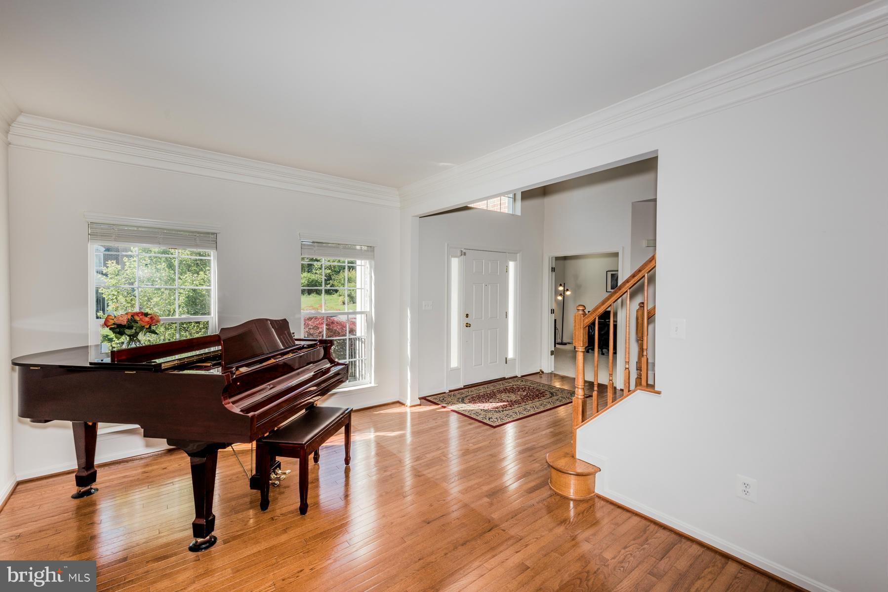 8042 High Castle Road Ellicott City, MD 21043 - Photo 10 of 29 Interior (General)
