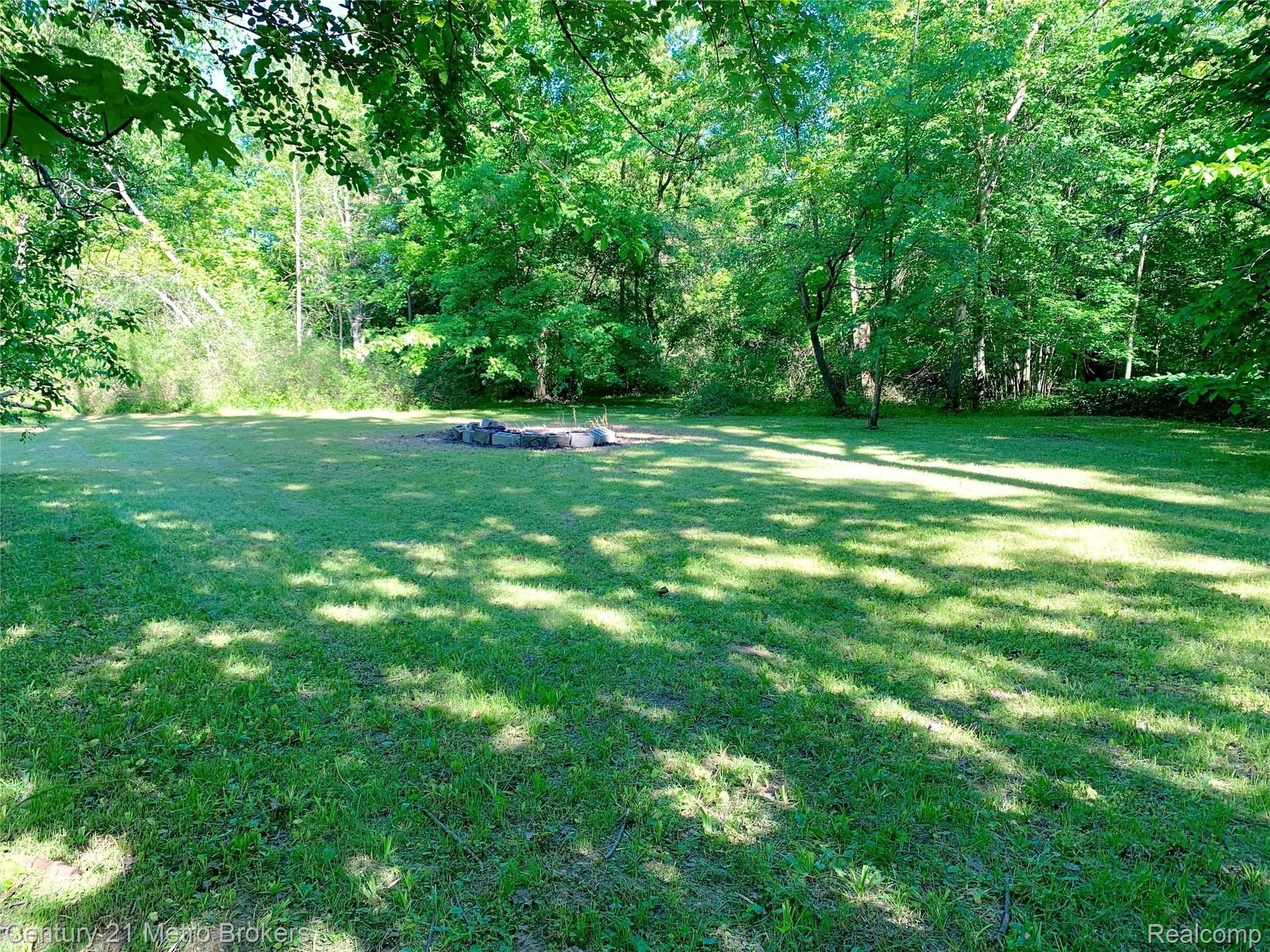 8540 Morrish Road Flushing, MI 48433 - Photo 26 of 31 IMG_5864.jpg