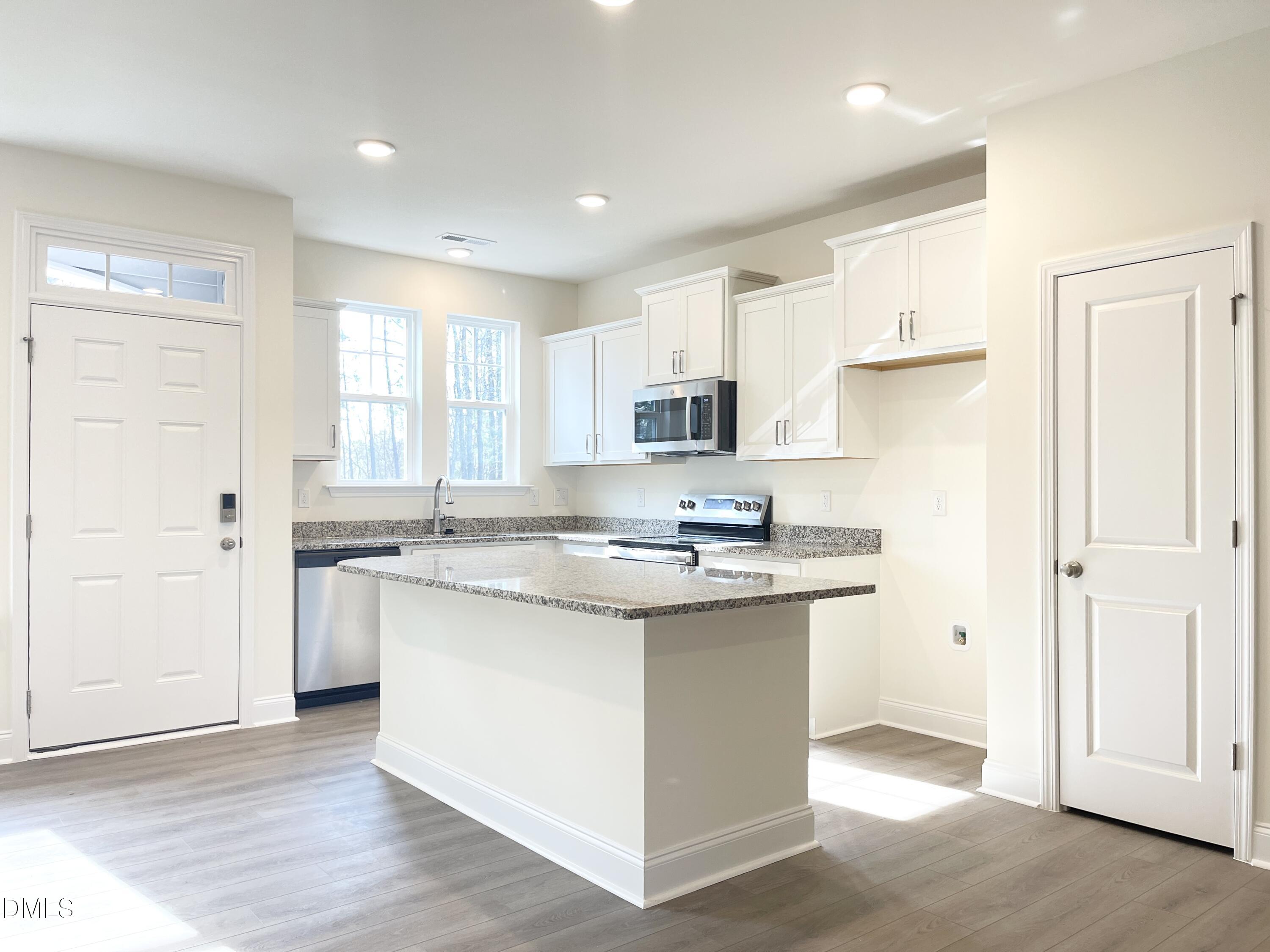 6435 Granite Quarry Drive Raleigh, NC 27610 - Photo 6 of 20 IMG_0121