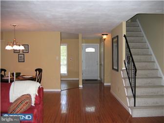 2 Colonial Way Aston, PA 19014 - Photo 4 of 11