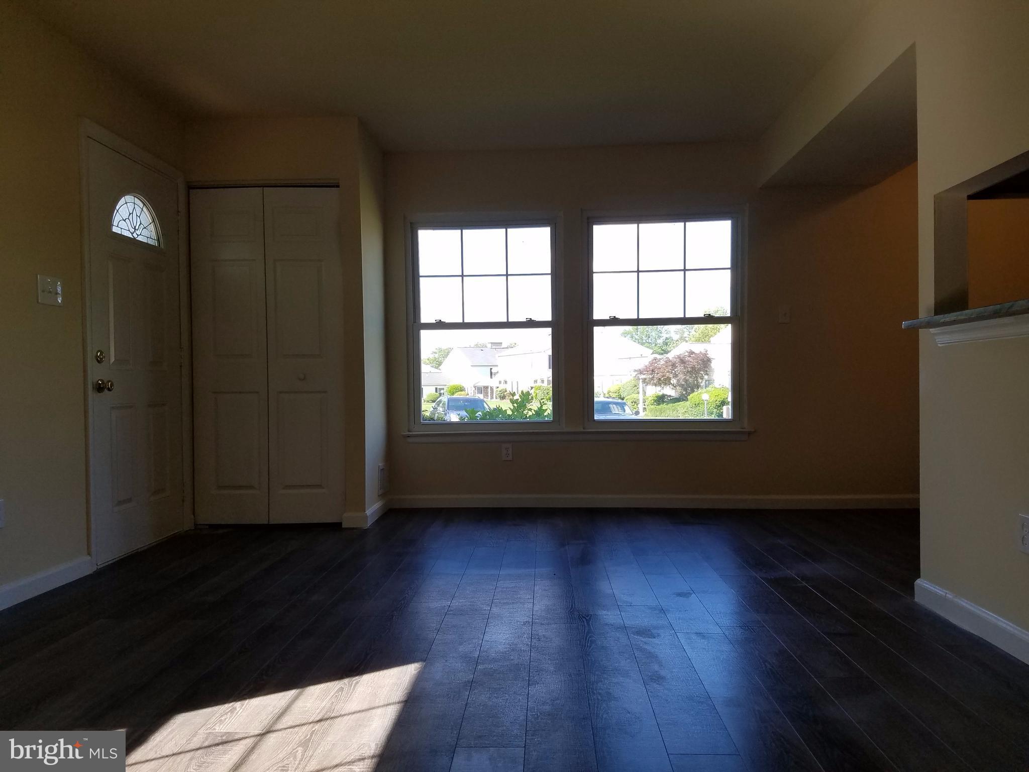 3251 Chester Grove Road Upper Marlboro, MD 20774 - Photo 10 of 15 LIVING ROOM