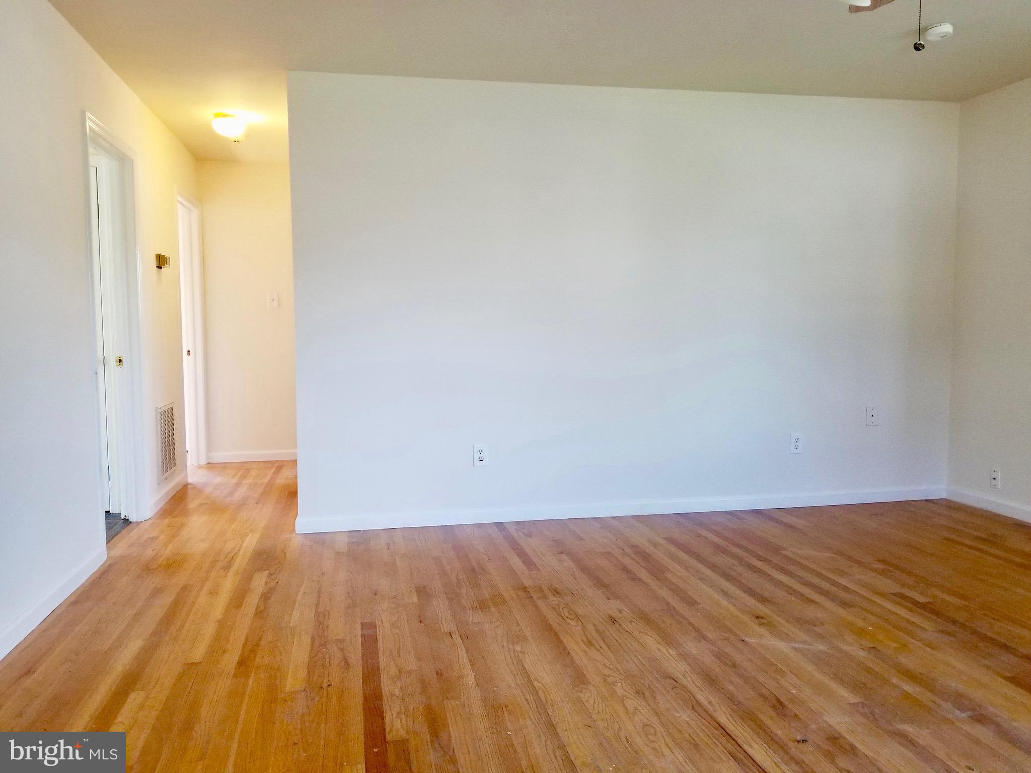 117 West 5th Avenue Ranson, WV 25438 - Photo 6 of 24 Living Room