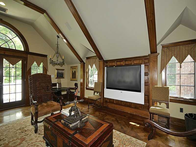 6800 Dean Road Indianapolis, IN 46220 - Photo 16 of 24 Gallery Image 16