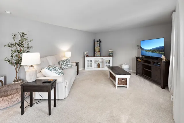 $369,900 | 518 Dogwood Lane, Watervliet, MI 49098