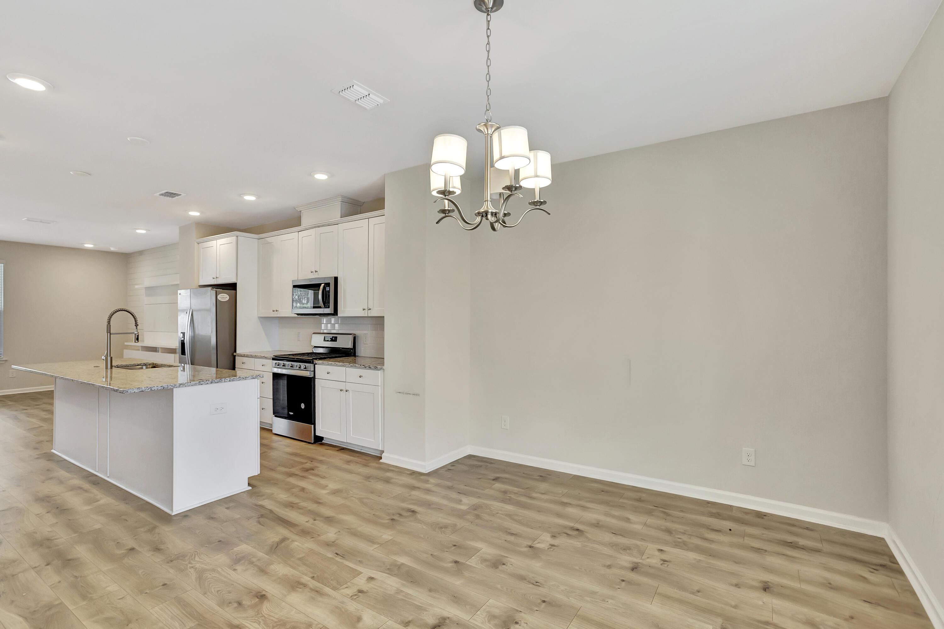 306 Pathfinder Way Charleston, SC 29492 - Photo 6 of 32