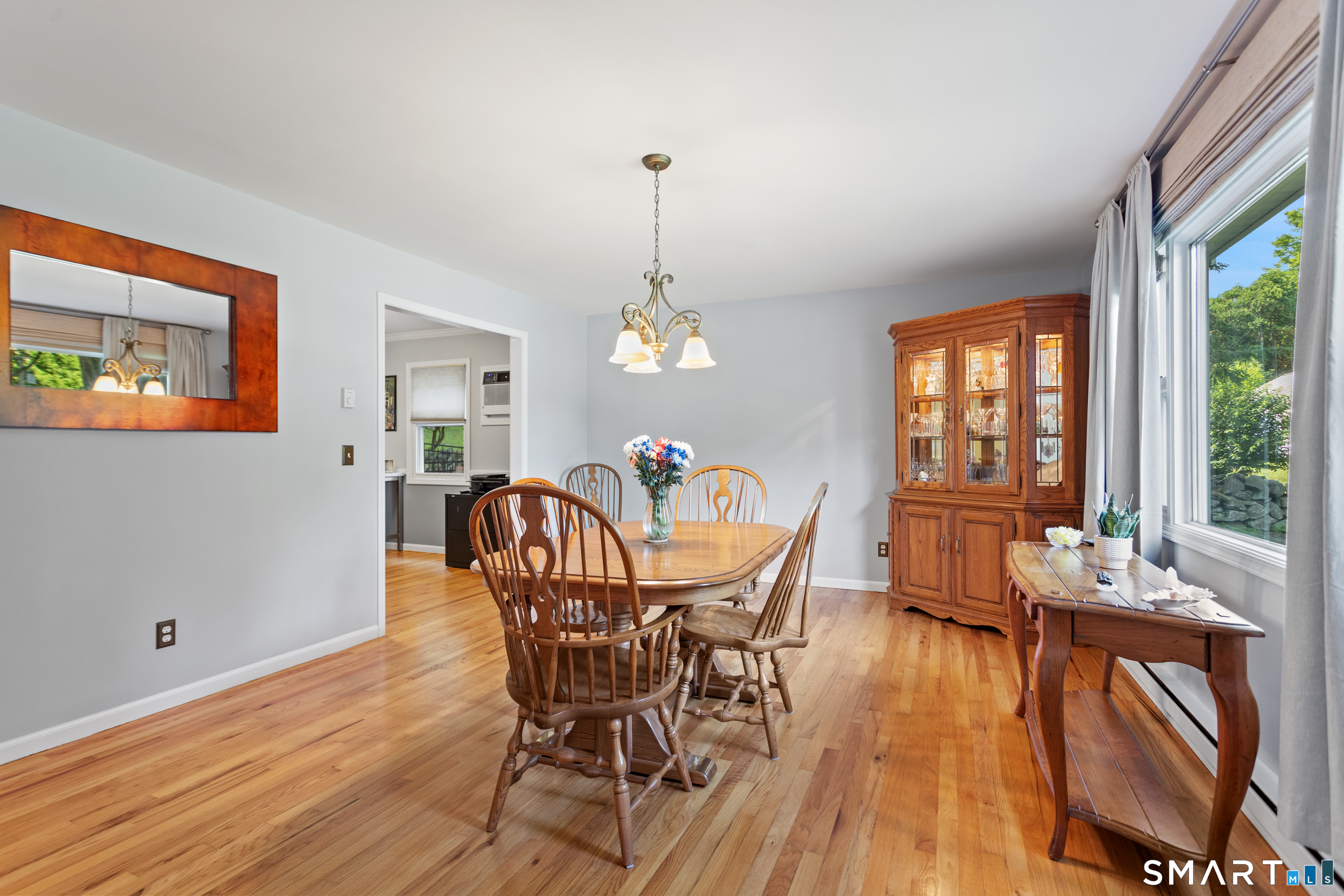 4 Windaway Road Bethel, CT 06801 - Photo 5 of 33