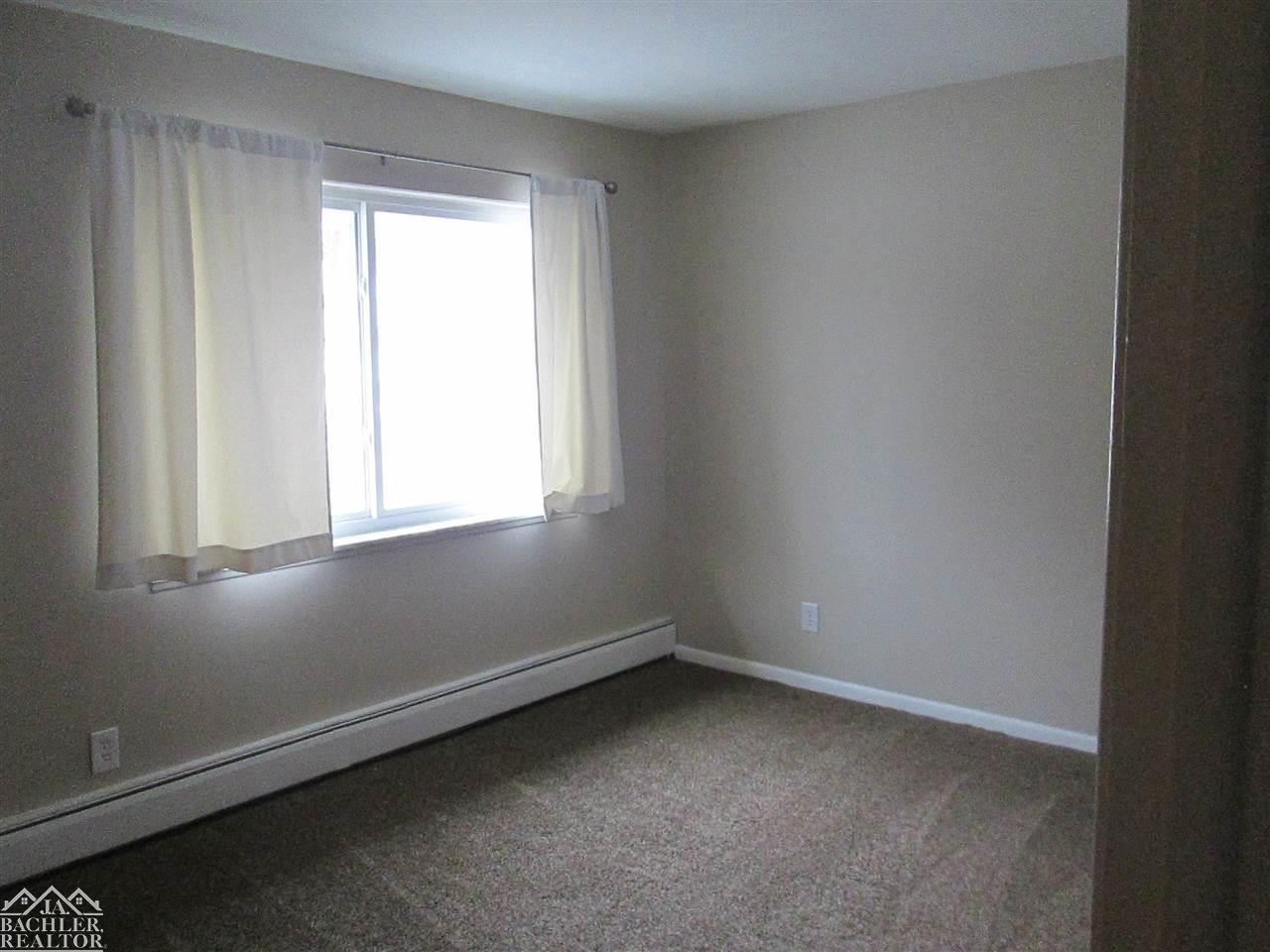 1617 South Riverside Avenue, Unit 5 St. Clair, MI 48079 - Photo 8 of 11