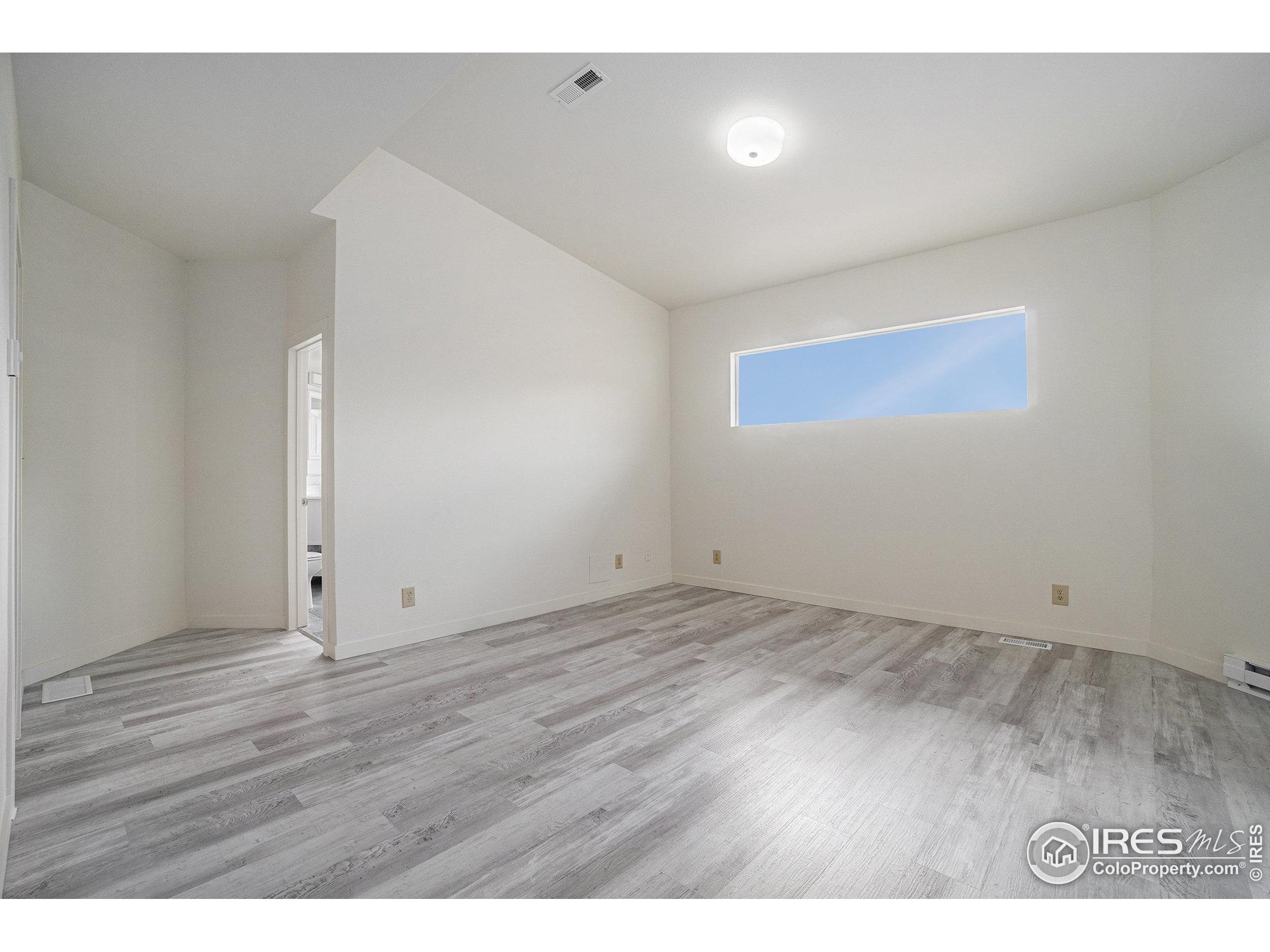 552 Blue Grouse Lane Bellvue, CO 80512 - Photo 16 of 39 a view of an empty room