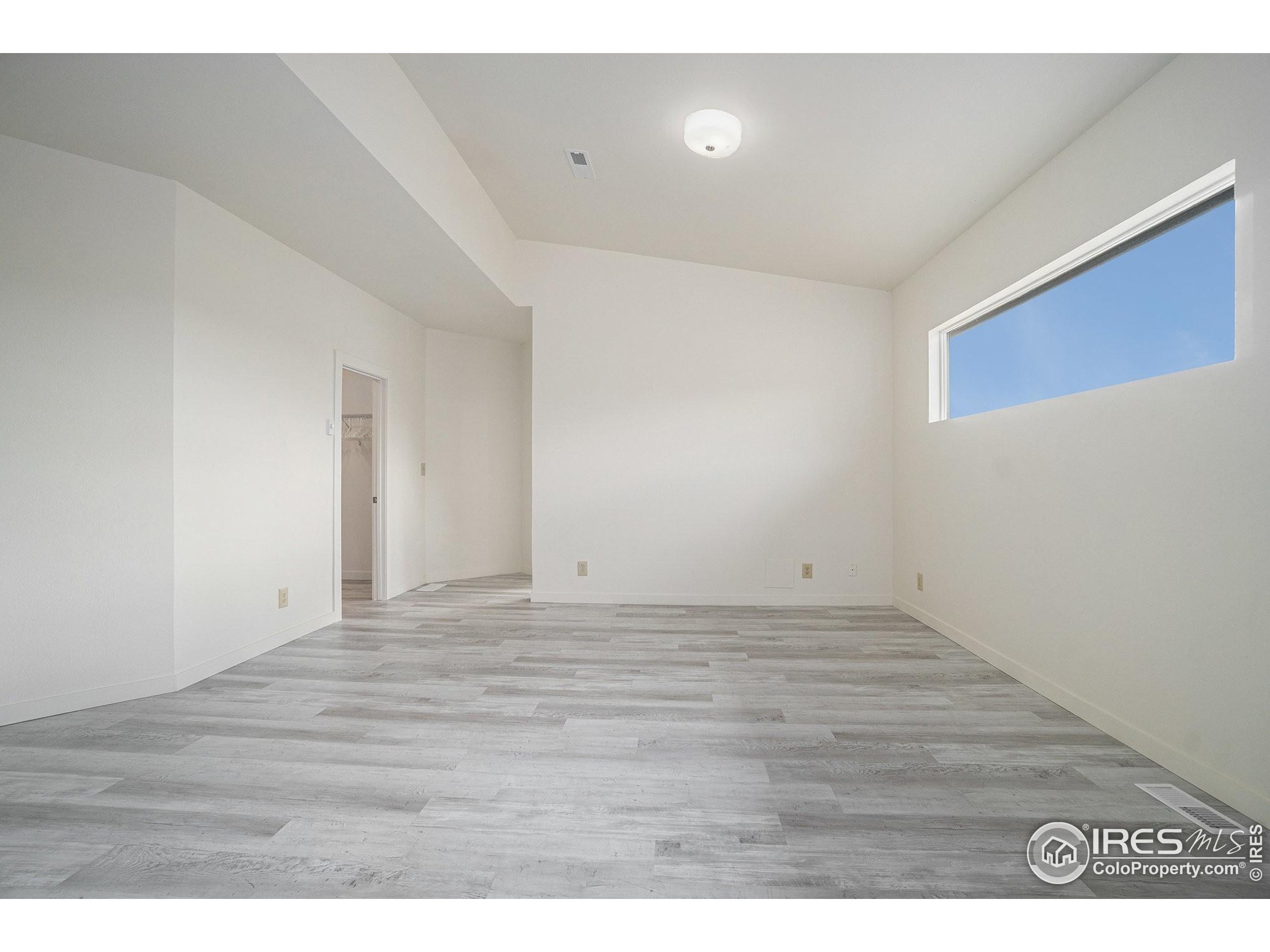 552 Blue Grouse Lane Bellvue, CO 80512 - Photo 22 of 39 a view of an empty room