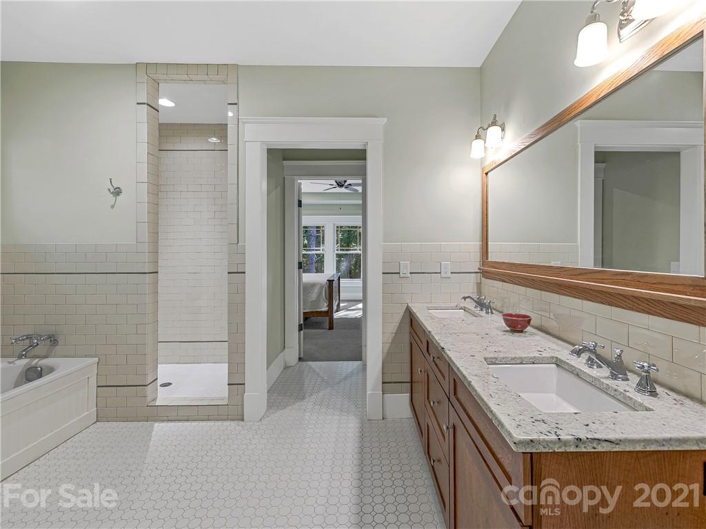 31 Ashbrook Meadows Fletcher, NC 28732 - Photo 11 of 48