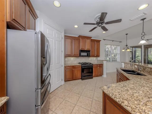 $445,000 | 122 Bella Vista Terrace, Unit 8A, Nokomis, FL 34275