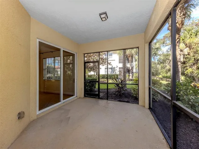 $445,000 | 122 Bella Vista Terrace, Unit 8A, Nokomis, FL 34275