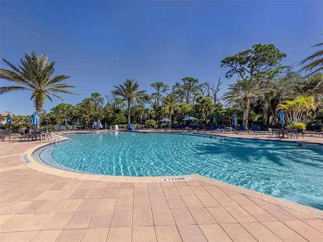 $445,000 | 122 Bella Vista Terrace, Unit 8A, Nokomis, FL 34275
