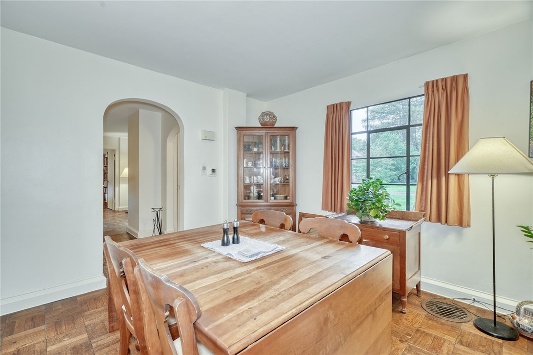 160 Commonwealth Road Brighton, NY 14618 - Photo 21 of 45 Dining room