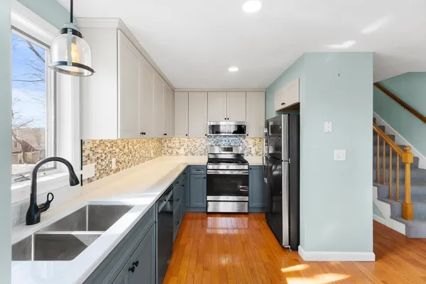 $539,900 | 8-10 Menlo Terrace, Unit A, Lynn, MA 01905