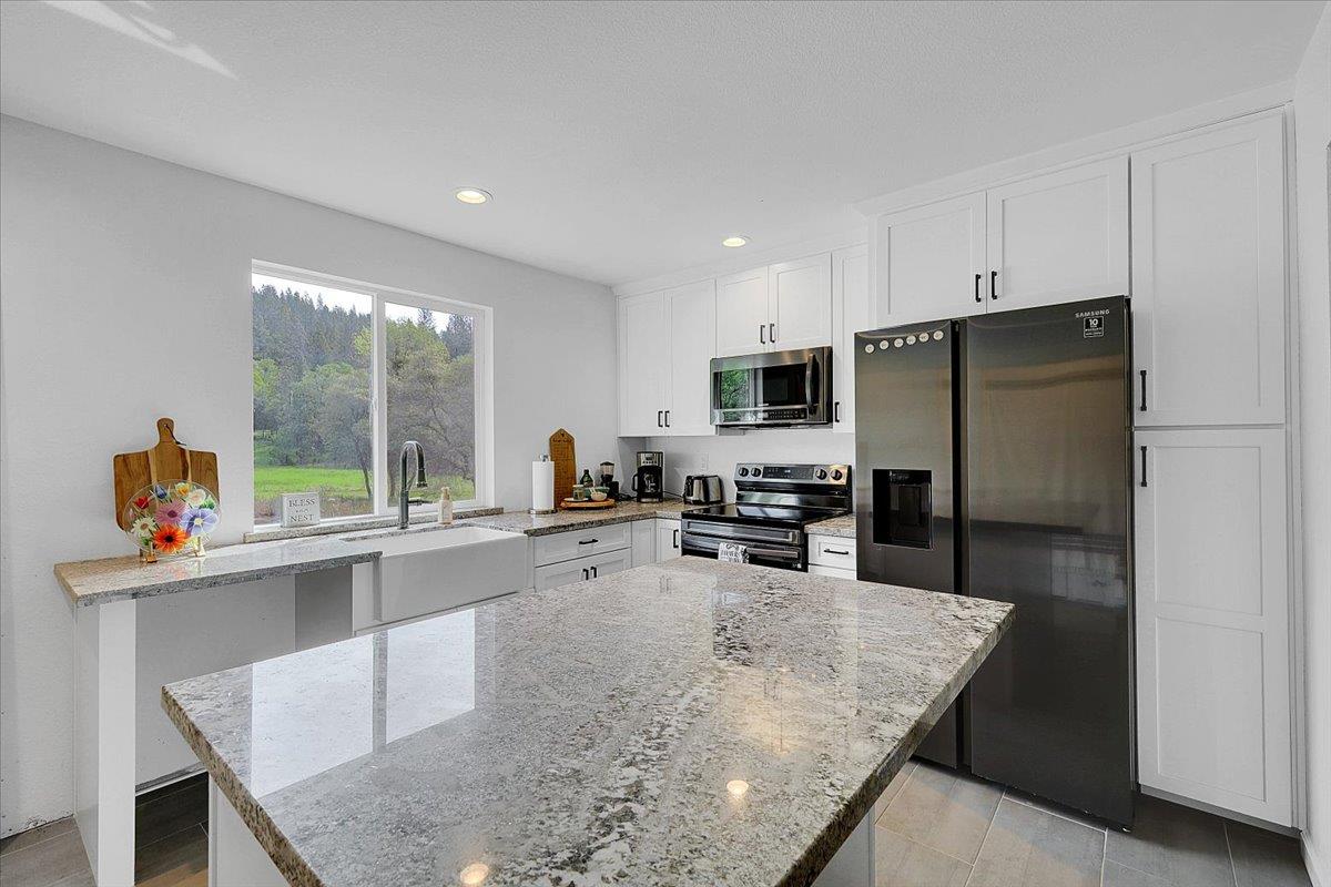 14937 Fountain House Road Dobbins, CA 95935 - Photo 15 of 71