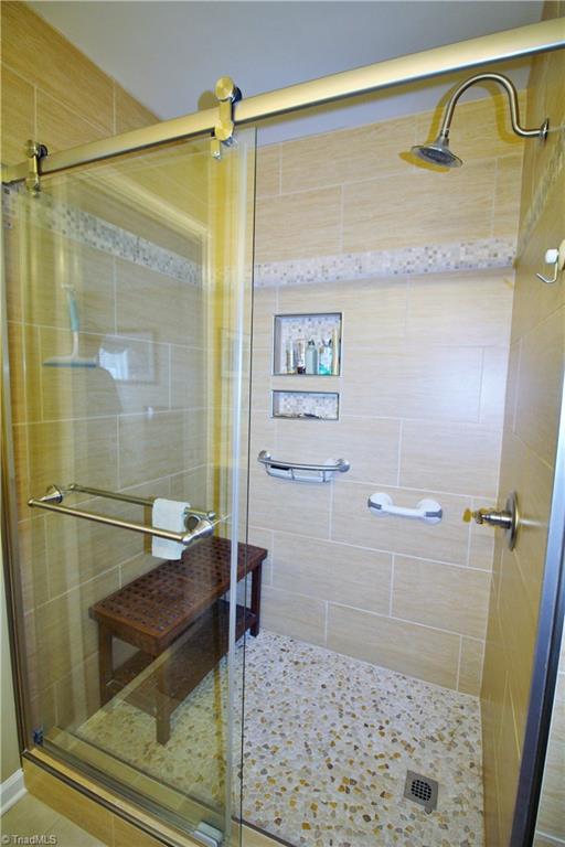 642 Ansley Way High Point, NC 27265 - Photo 11 of 25 Gallery Image 11